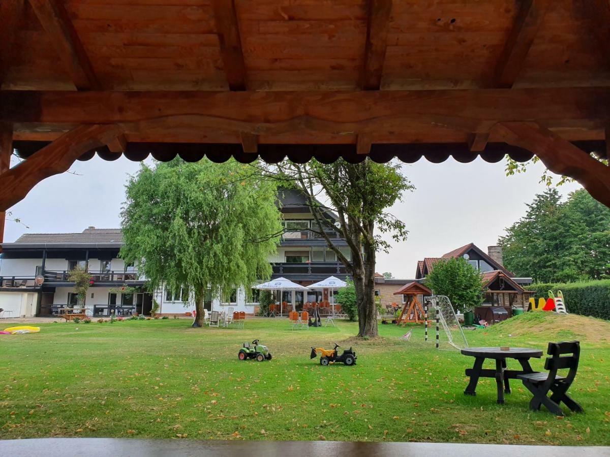 Landhaus Zum Mushof Hotel Wethen Eksteriør bilde